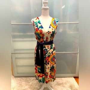 TORI BURCH SILK DRESS WITH BELT/SASH- SIZE MEDIUM